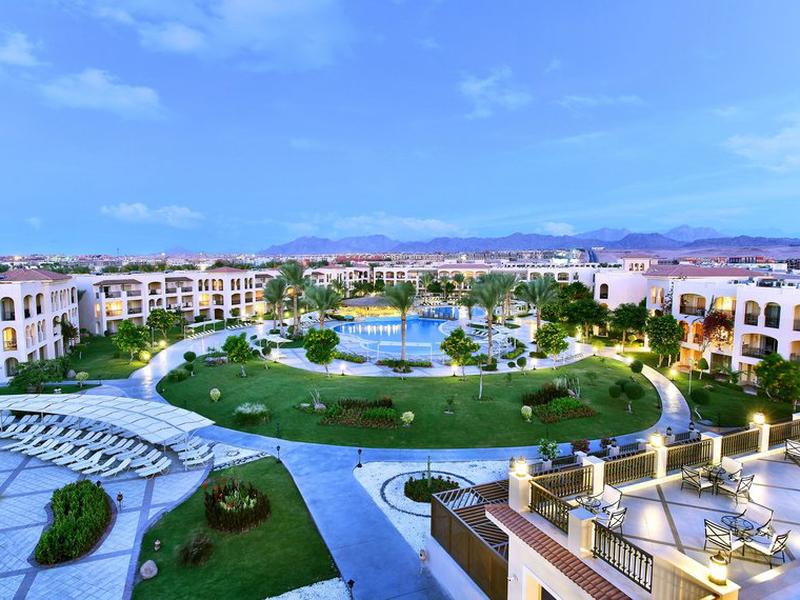 27BADC13AB8D44B812F07AFD290D8810