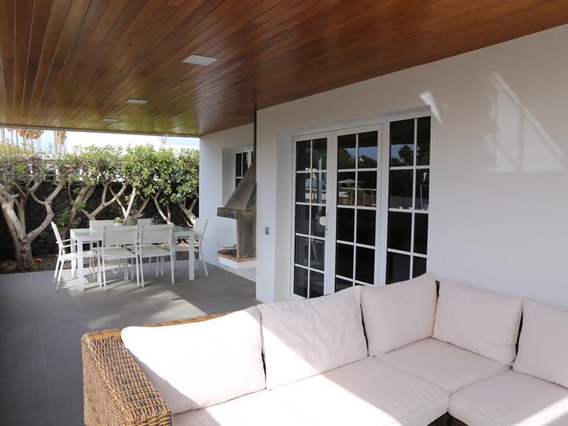 B3887B044140CC30C665B77933AD0BBC