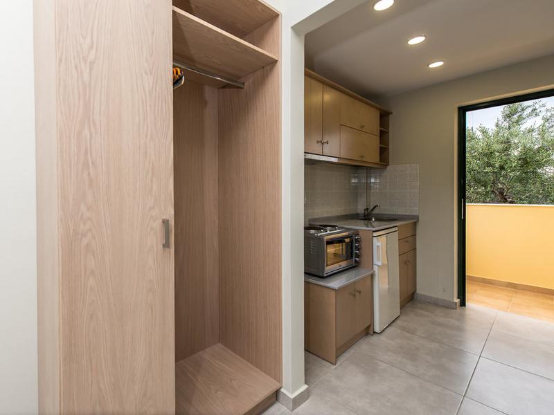 C60B30B6BE4A56B6F6FE90EEB95042FE