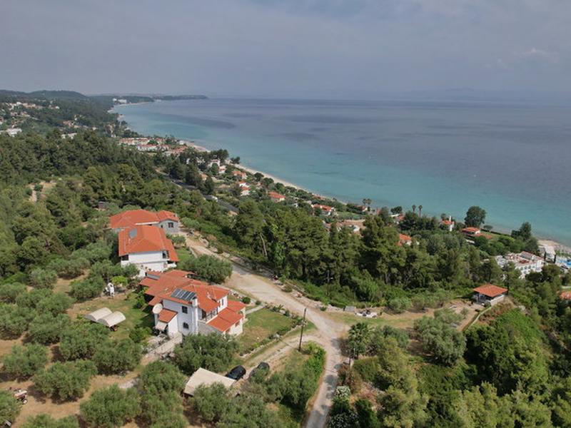 E406A56276479B87BEBC419D4E36A07D