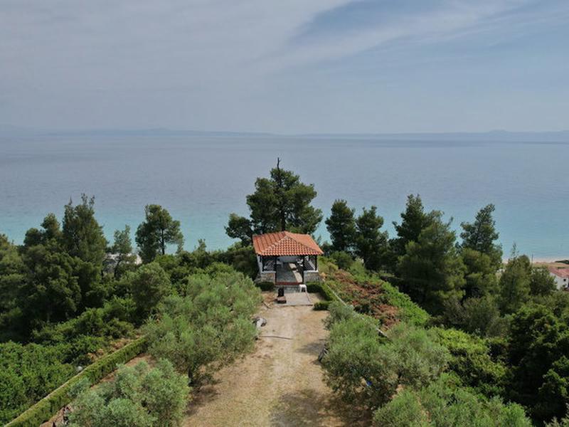 6415128E2C4D80BE03AF4D81767861DA