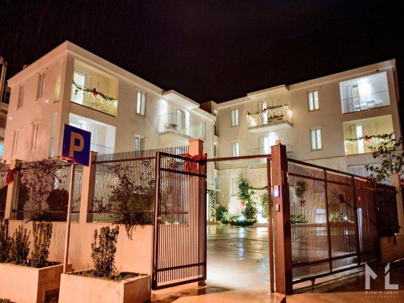 634F1E558E0D42B8F7A99CA9C9FB6764