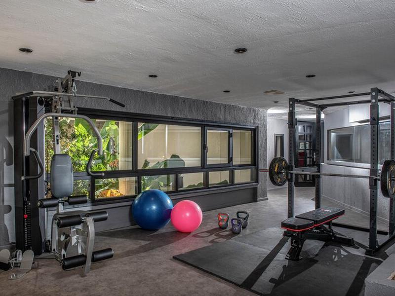 699476734F129B520710E353A0346E5B