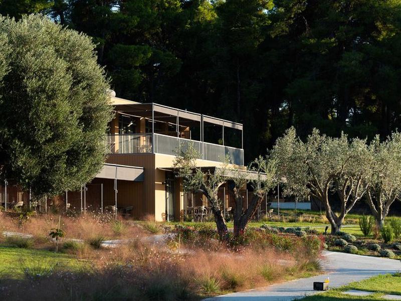 F1BDD246E65A54F49819F0087A107FC2