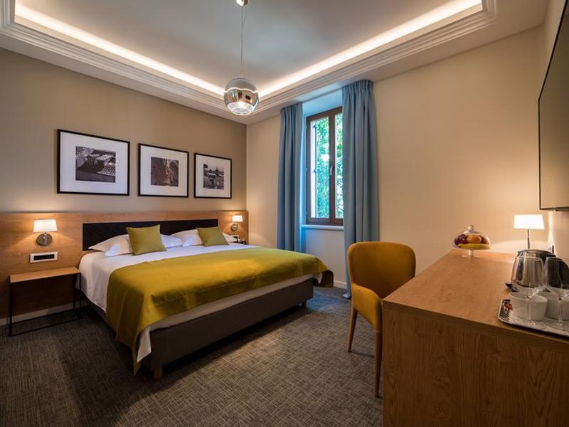 B8FF07FFC49DCEFCE2E1026C13DCC401