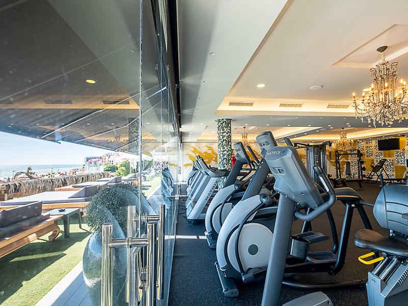 7CB1E2BAFF2A15518CC930FDE9438DE8