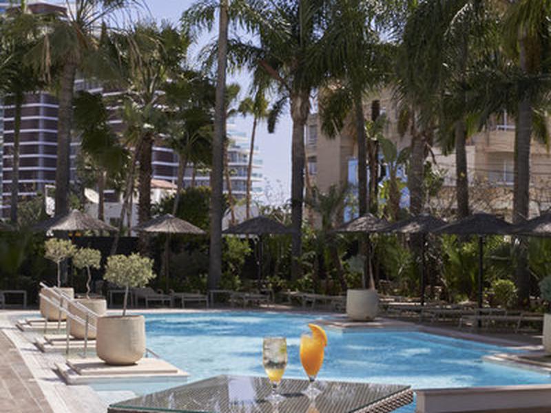 96CE1C2B5A961034159080F22747E41B