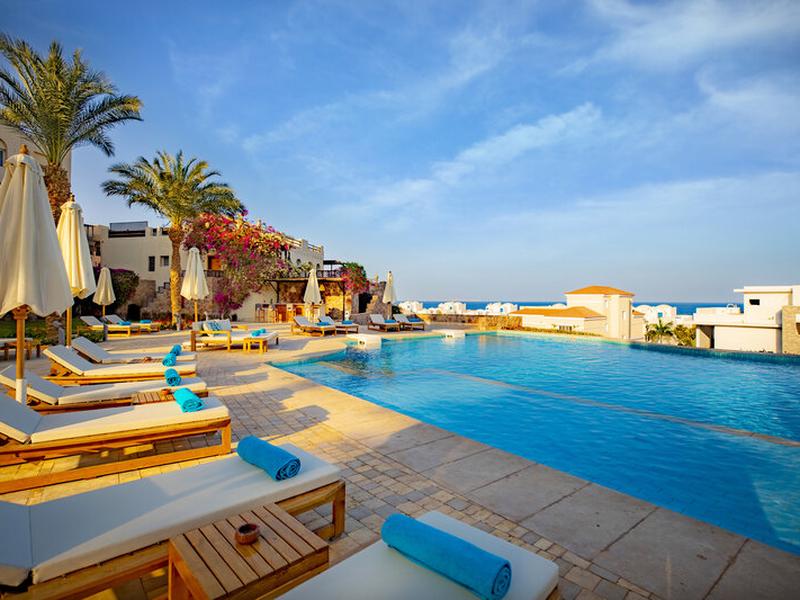 EB02ACEF2D32F8CD8C3973B4E8B345E3