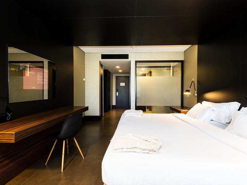 83C0243904C74FBEA2383A9654BF53A5