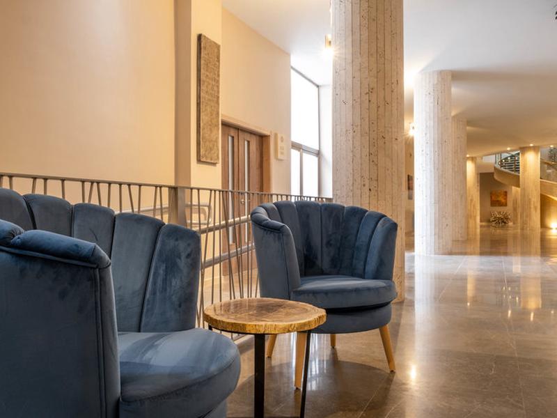 266E459E6DA247252C49087A8D80DB89