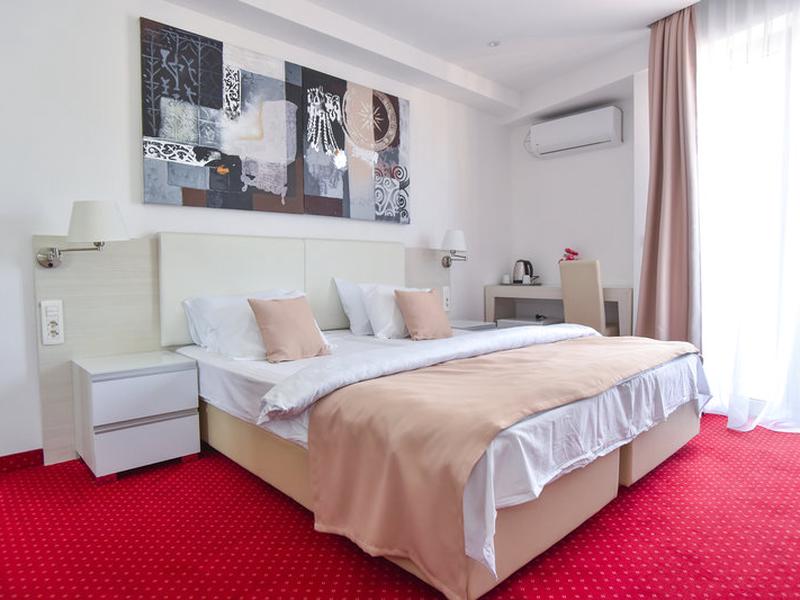 A80BC6AA72F1321373B234EEFC8C9B05