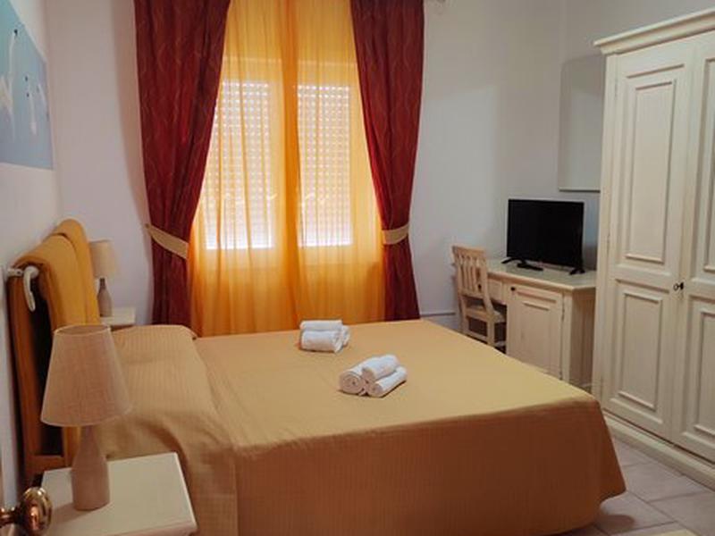 AB33C05DA1DF382C77B37BC9D214A6F4