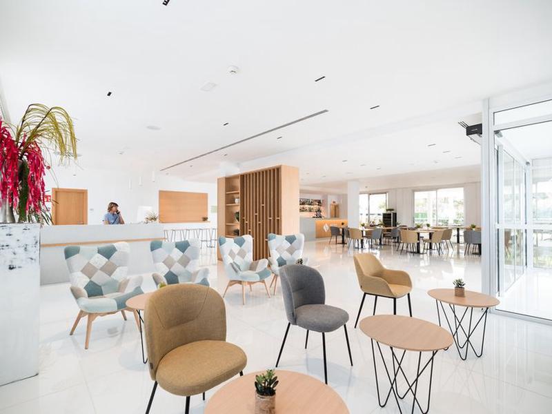 0CBD55C4D3B3A3539F7B7B7A7B51992C