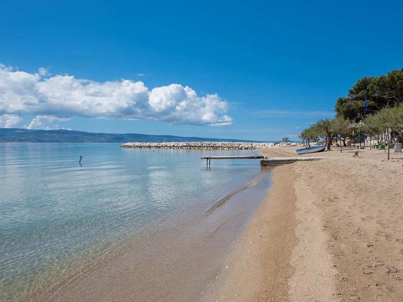 B84D7A3540DB5A4B3B2D8680F5360479