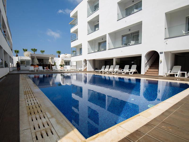 DC5D9DF0081A6BF515BBD05C2E642E39