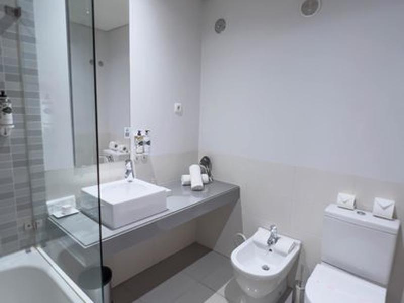 4417D241AA71C7C362F81462816EE042