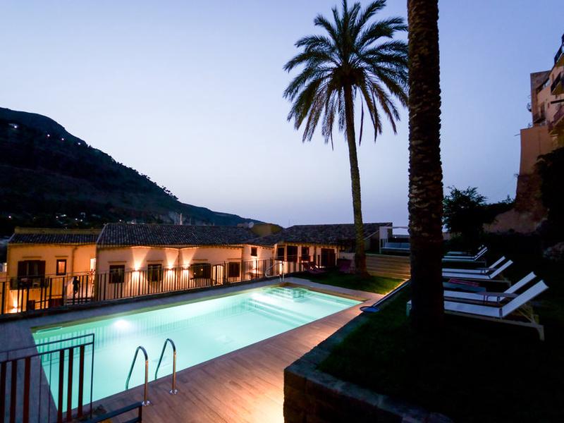 853EE8F22412EC31930FAF10DEB1402A