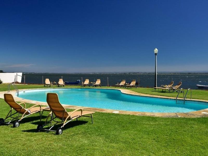 2D4164BEA976564A02AF2986A7FA79FF