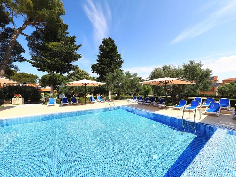 C71C84CBB2BA7E8BFDD86F3BC59ADFD7