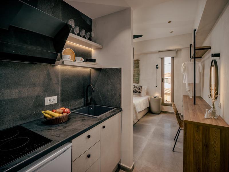 E00AACB1D9C21DDA2827C1A6BEAF6EE0