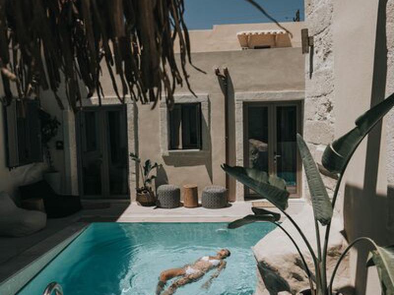 8D8F14C8B8739535E4DD67DAB7A2F2C1