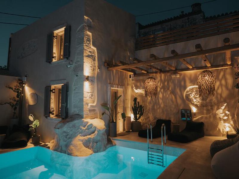 4C2491EE21365318CA6BE85F4923304C