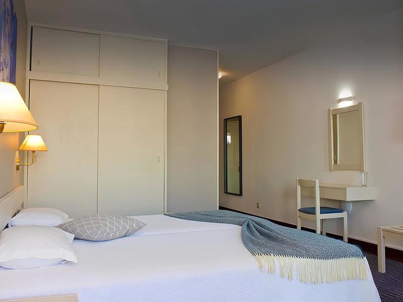 AC73292616AA0CAA41EAB59BDF56F659