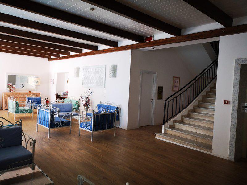 D6EE198664A03D04F58EC669C4C27268