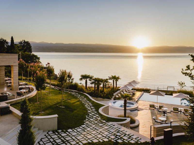 8BBF5957D680B54A1F7561954CBAE262