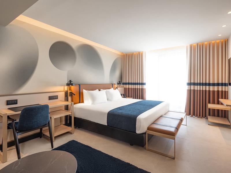 B8B9CED22A0F730DFE37EAF26477013A