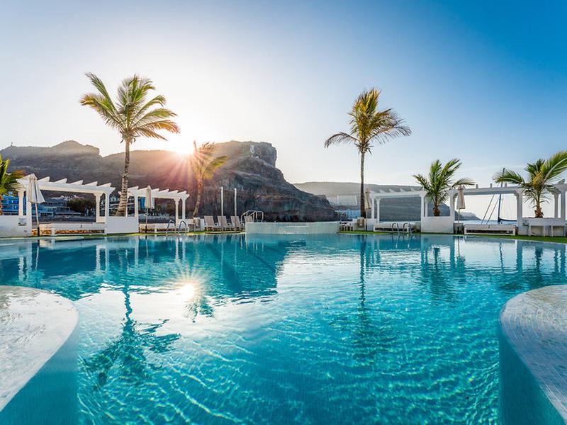 01447DF8FE13B2DF5DDBBA38981E141D