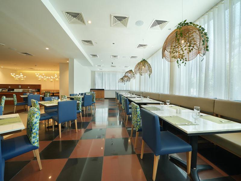 E0EA2E2FFF6829677DFC545BF0EB7638