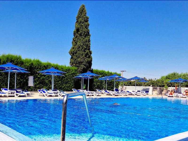 7377FFED90D6973A95796FCA4F12519E