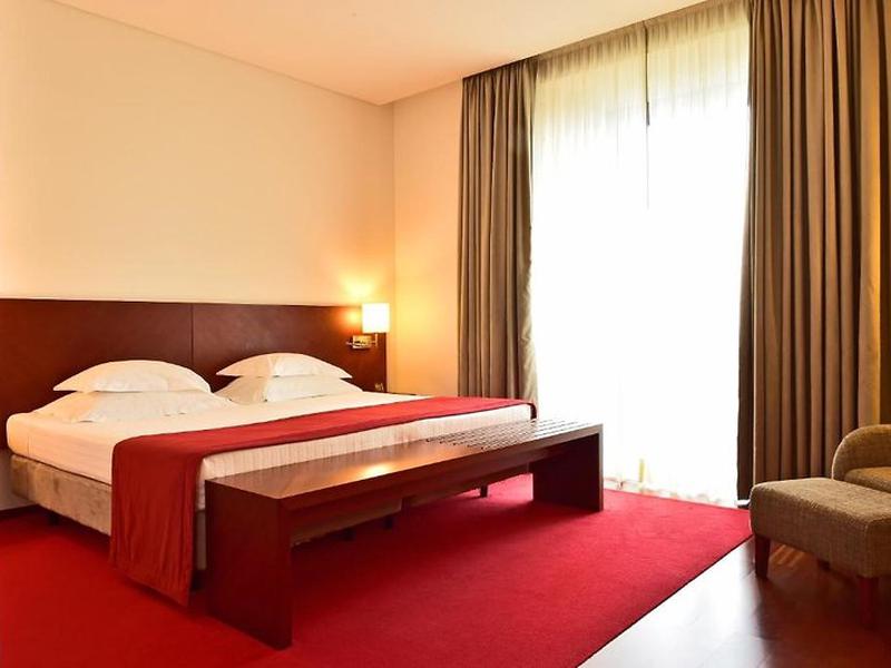 09BADCF71315A115385CCC6BA6BE0EF3