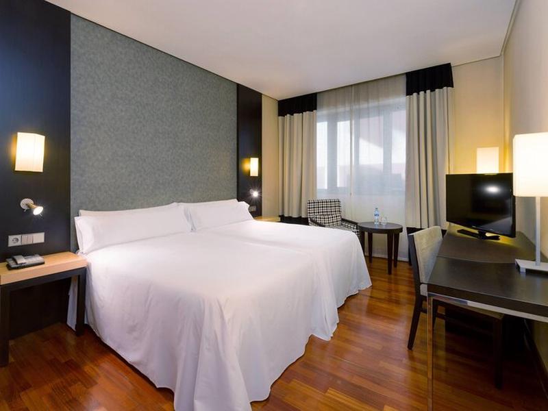 99C3923CB2EE4F0DEB8887E9079350C4