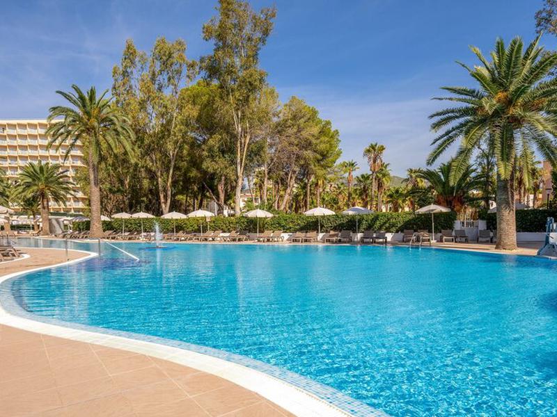 4CD5CAC81E26E918263A677BC9CA7553