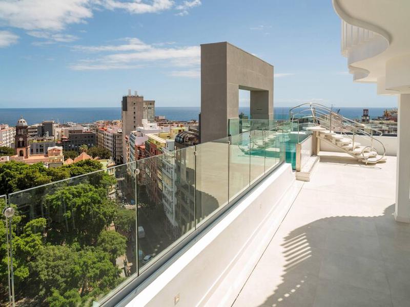 B55872572FBEBAF30C3CB90D7175D337