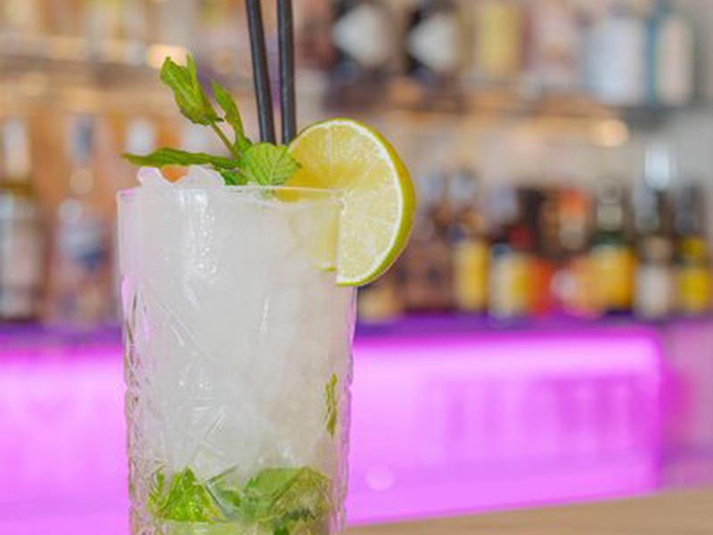 DE97B6A4F588144AC5DF35FB54E10E19