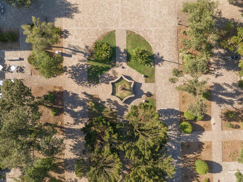 D22D578E3B8E36C4E751AFA964052241