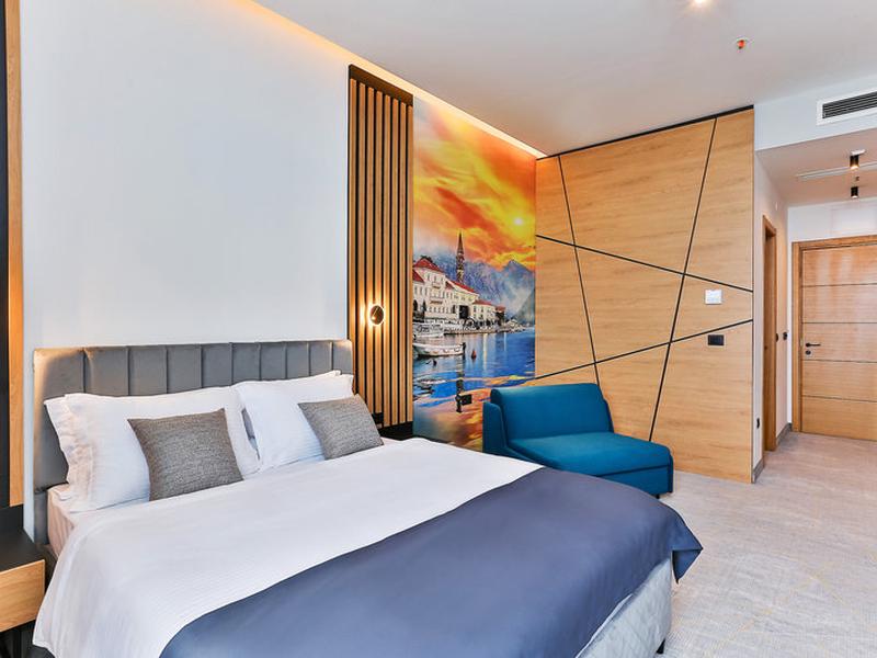 8AD2DA78C2D481934B7EEED89F41C08D