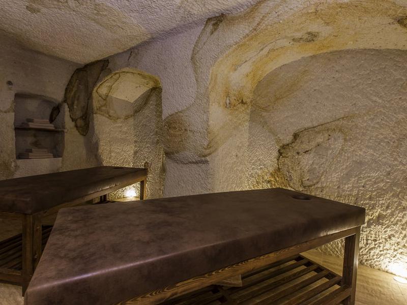 835C77496B1ACE0DD46BA9359C55DBDE