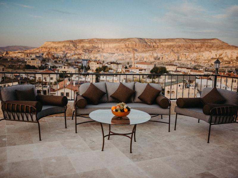 EF17DBFFAA9C735D7841F61B628CC1FC