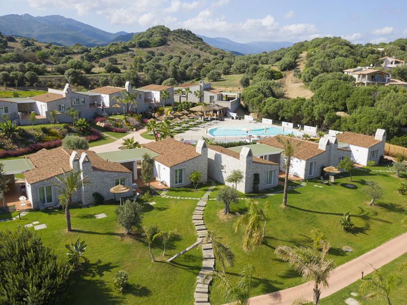 23EFCCC7524DECA88F87DB14BD03C18D