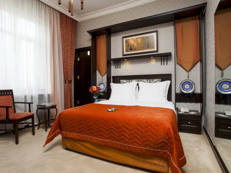 AAD34AE0C40F17A019F7AE8140532F61