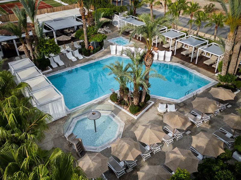 107ECB2C41874E348B1E729832093EEF