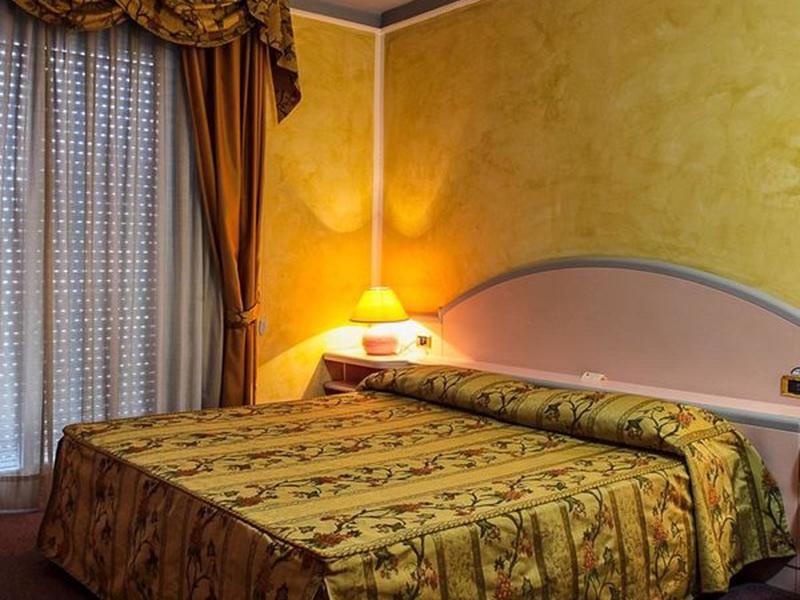 F29BD4F0C9DF3AAD90109D542D8F153B