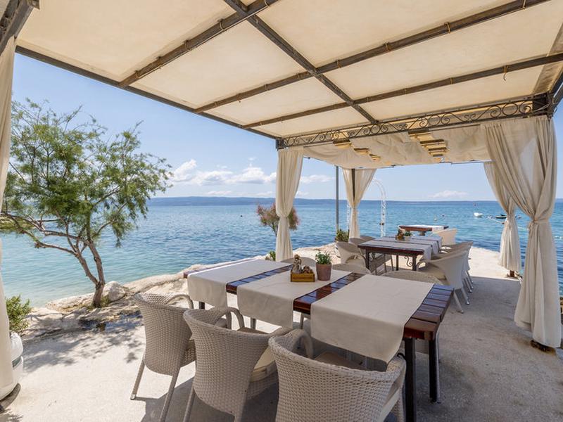 F6E0B7D88D1D06F03FB6CE22ADD146A4