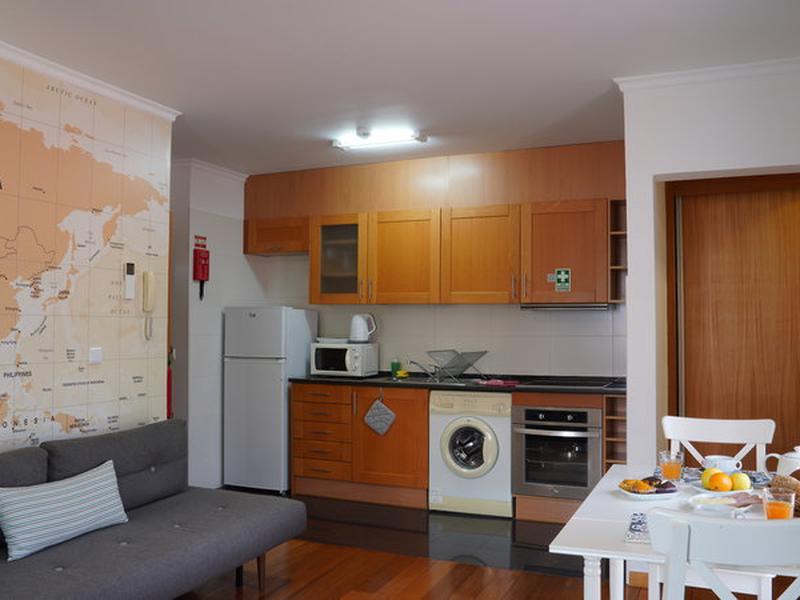 939B419F6517BF30E8E34E2F2CFA746A