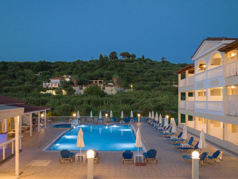 965FEC7C49601F20D6622F64B5F3A404