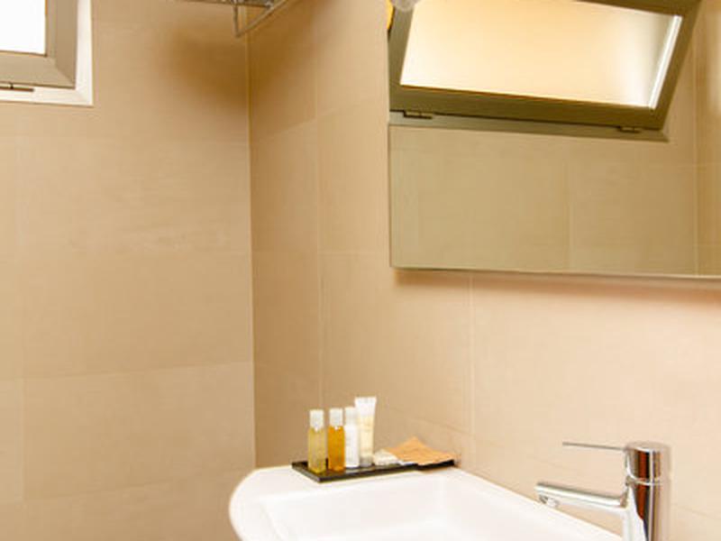 5FD60571BA9CF46110BDDC3261488846